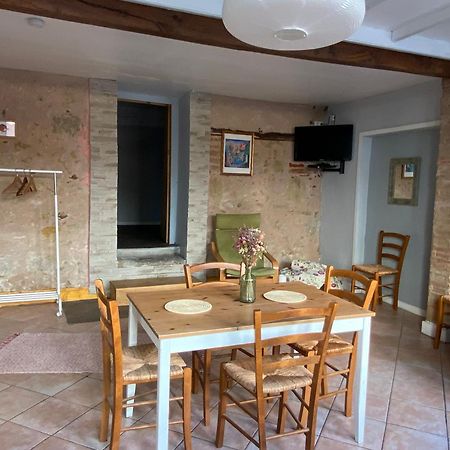 Appartement 3 Pieces Rdc Plein Centre Ville Marciac Esterno foto
