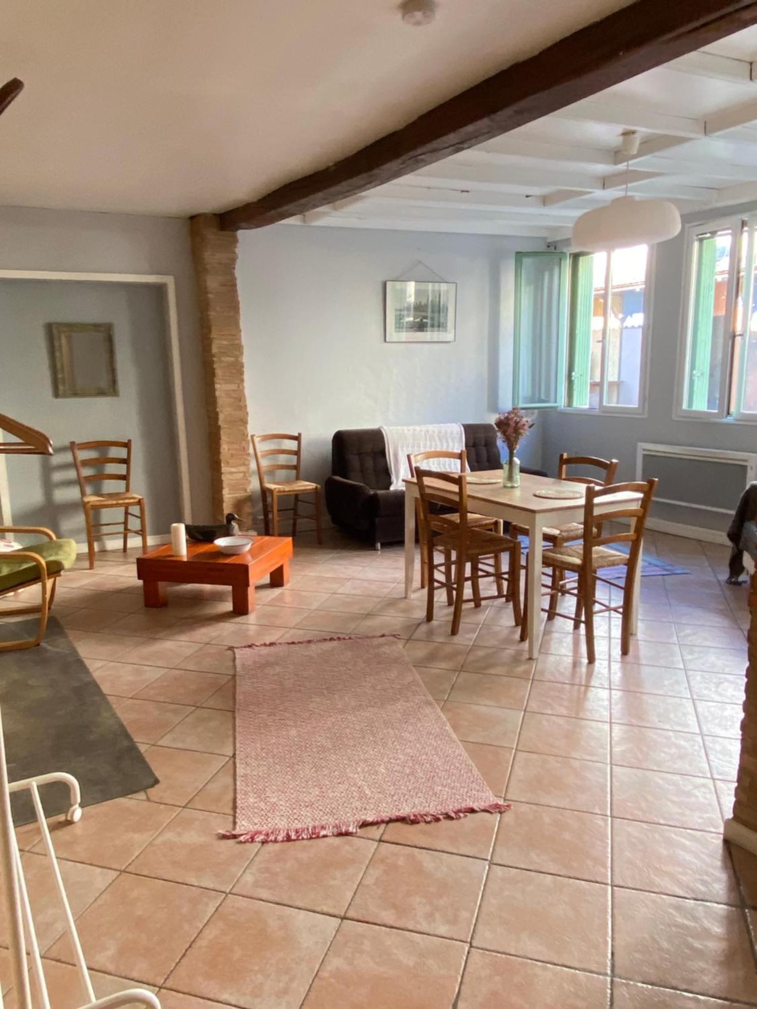 Appartement 3 Pieces Rdc Plein Centre Ville Marciac Esterno foto